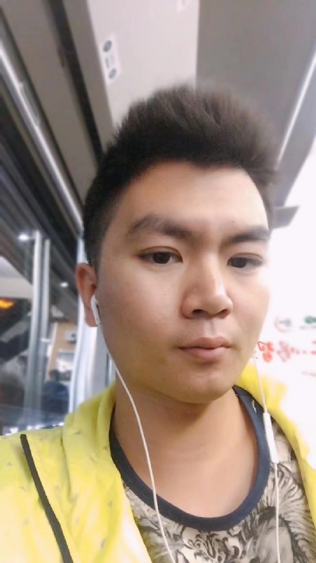 瑞泽的第一张照片--百色相亲服务中心