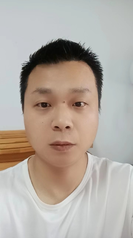 阳光的第一张照片--百色相亲服务中心