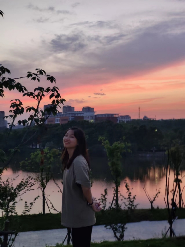 大白猫twx的第一张照片--百色相亲服务中心