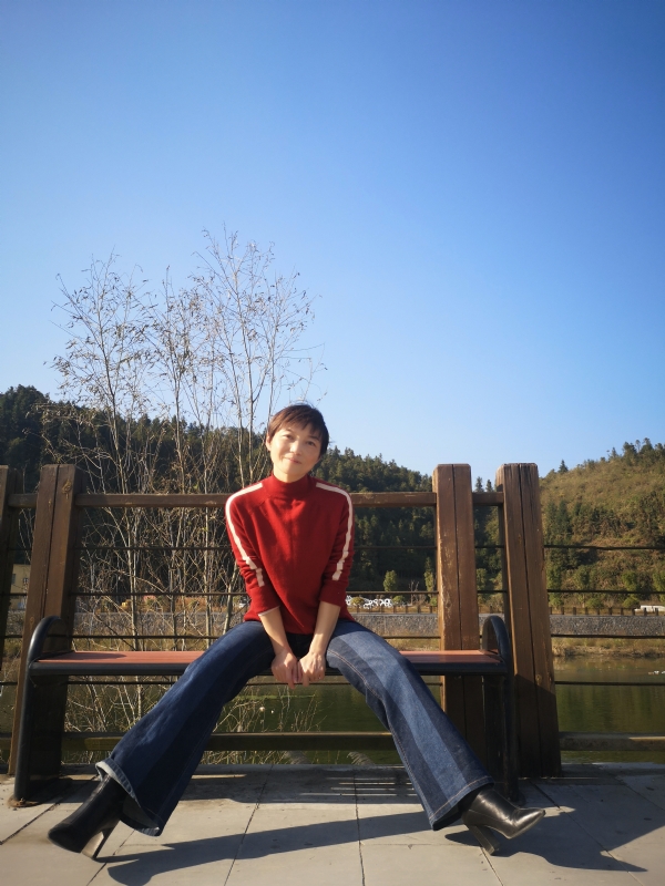 转角遇到你的第三张照片--百色相亲服务中心