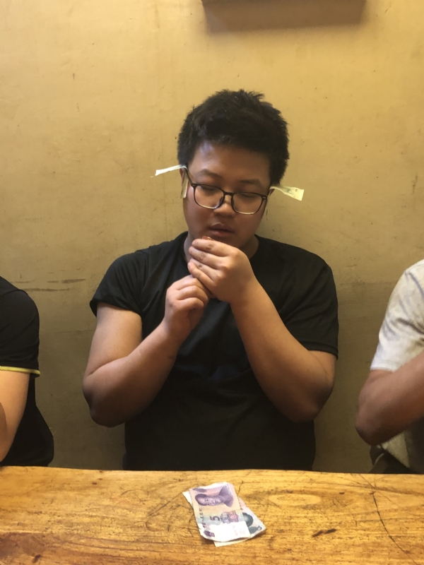 烦烦的时候的第一张照片--百色相亲服务中心