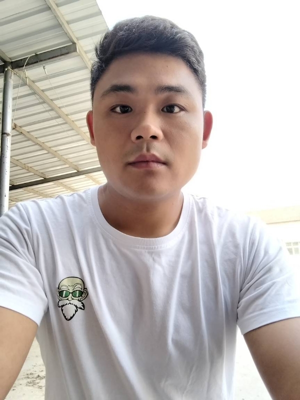 高大威武的第一张照片--百色相亲服务中心