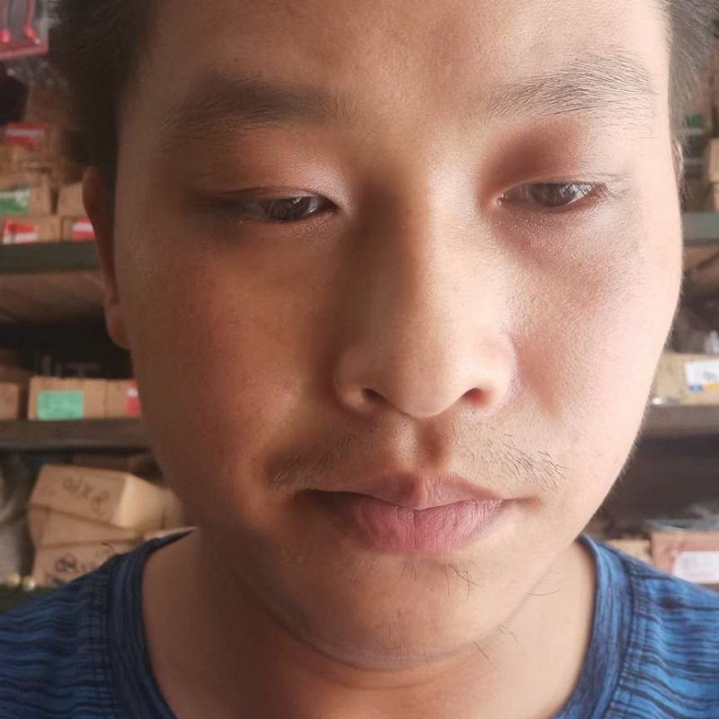 大和的第一张照片--百色相亲服务中心