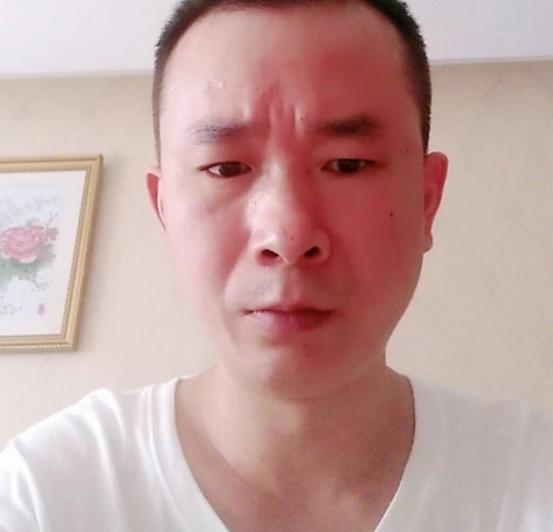 自由飞翔的第一张照片--百色相亲服务中心