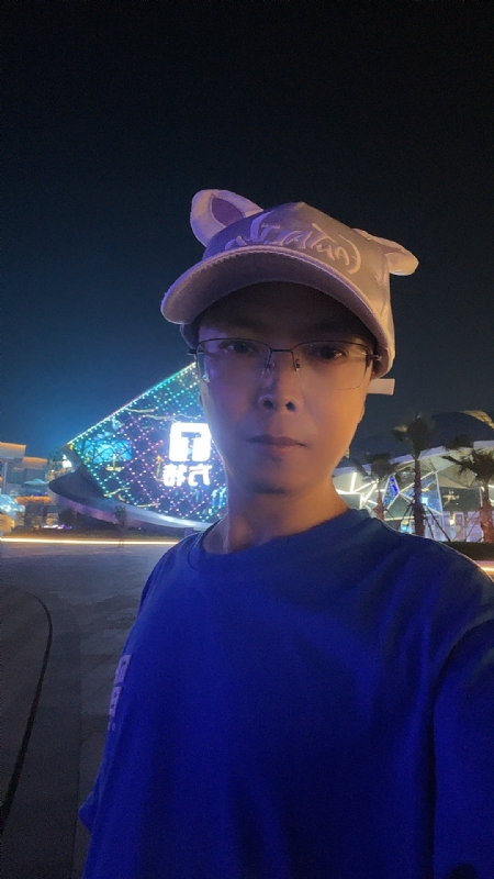 富贵使我们相遇的第二张照片--百色相亲服务中心