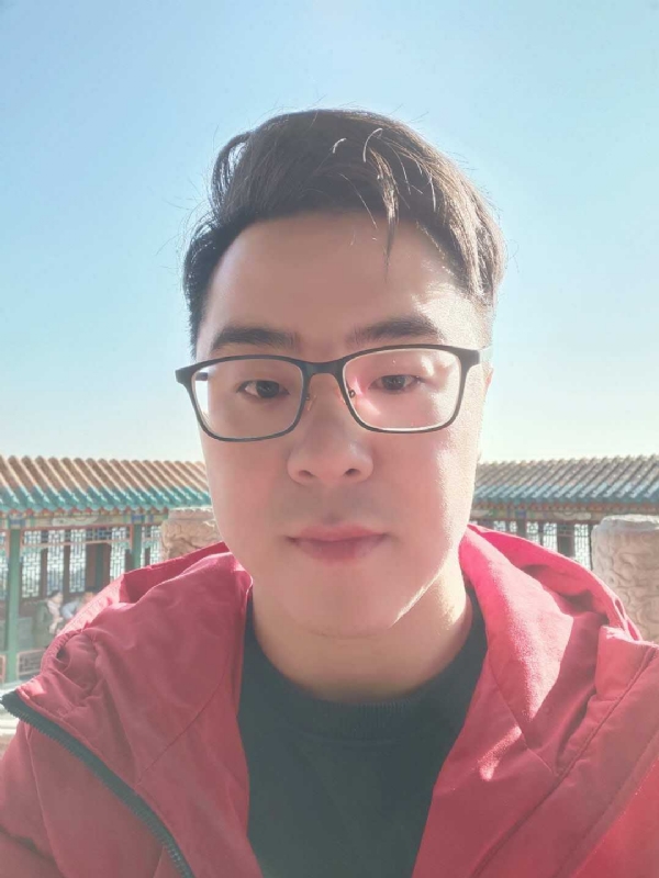 不爱吃竹子的小熊的第一张照片--百色相亲服务中心