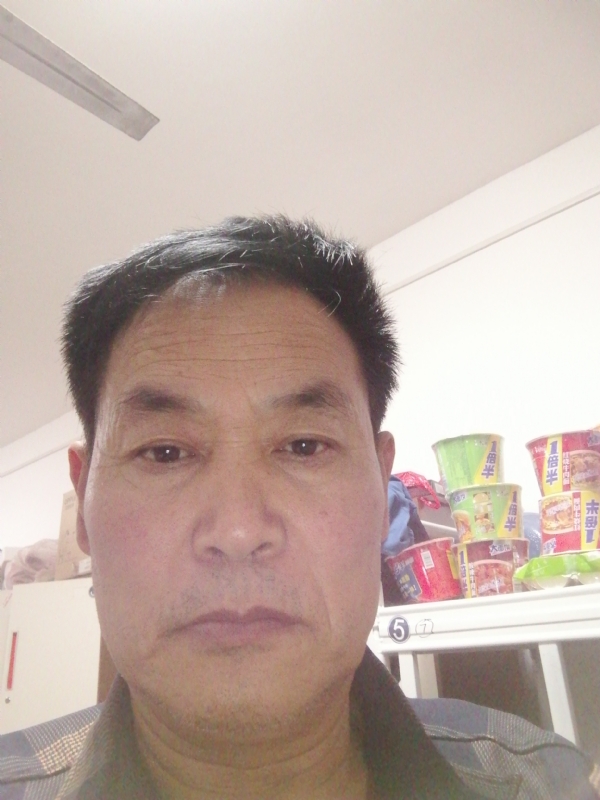 勇往直前的第一张照片--百色相亲服务中心