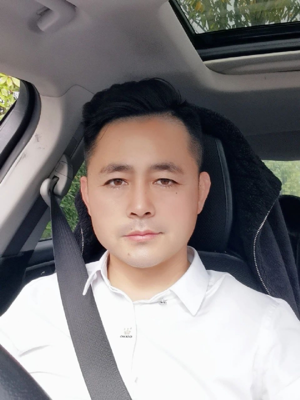 阿华大人的第二张照片--百色相亲服务中心