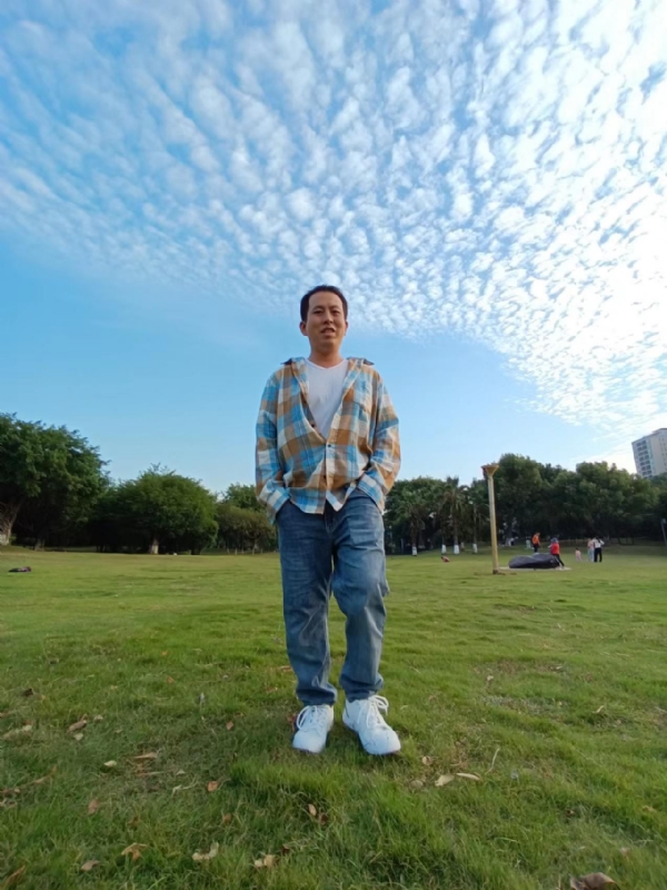 曹先生的第三张照片--百色相亲服务中心