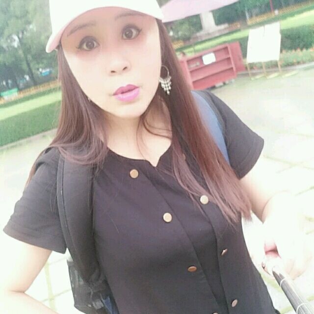 追光的第一张照片--百色相亲服务中心