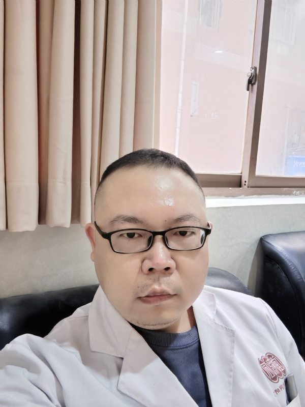 付强的第一张照片--百色相亲服务中心