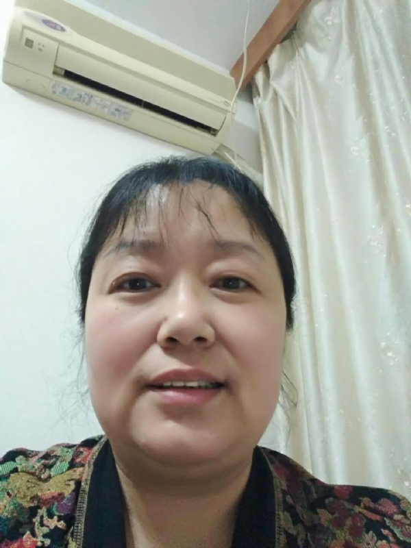 雨中漫步的第一张照片--百色相亲服务中心