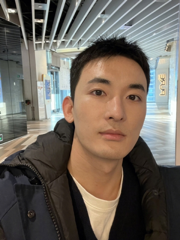 請叫先生的第一张照片--百色相亲服务中心