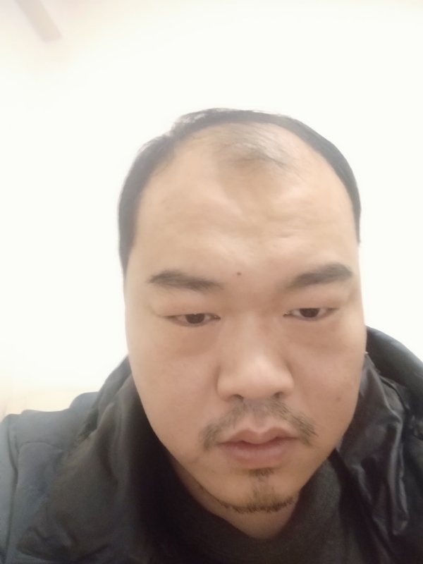 海阔天空的第一张照片--百色相亲服务中心