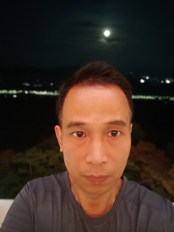 辉哥的第一张照片--百色相亲服务中心