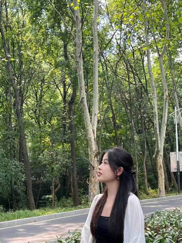 美好生活的第一张照片--百色相亲服务中心