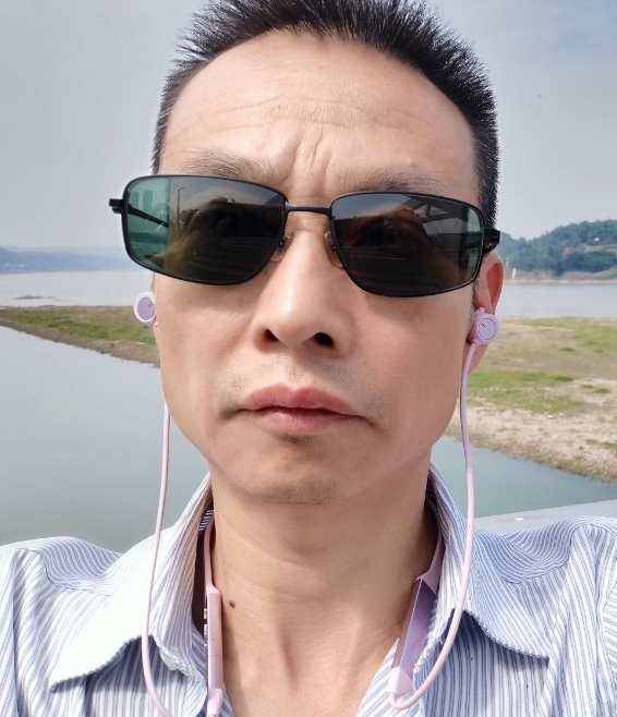 猪哥哥的第二张照片--百色相亲服务中心