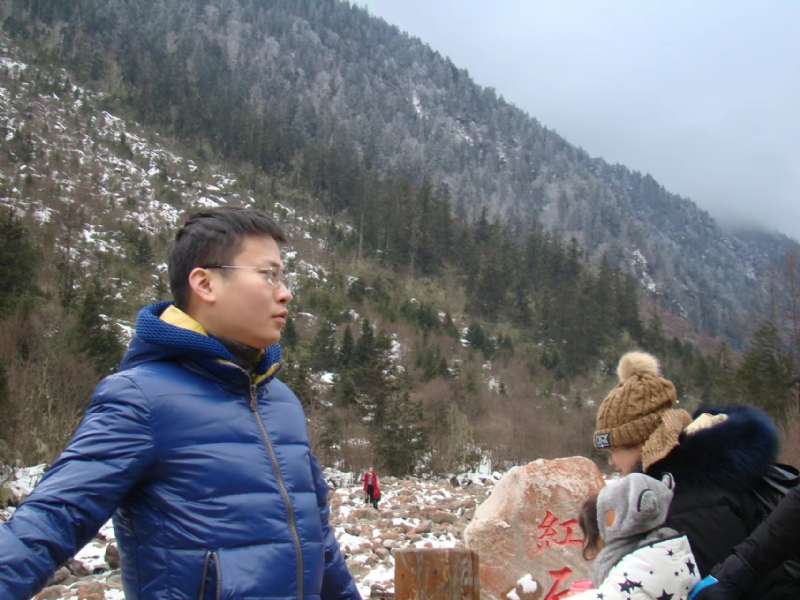 明志的第一张照片--百色相亲服务中心