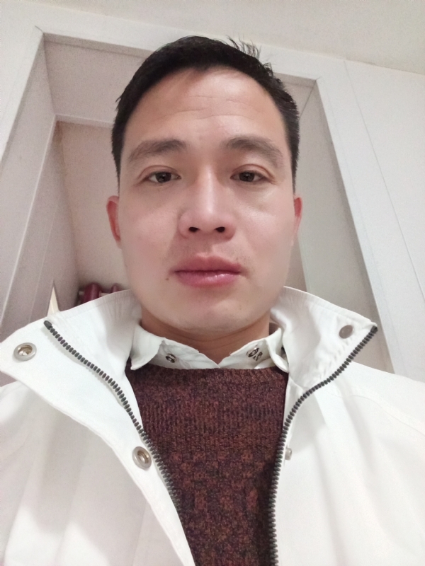 忧伤还是快乐的第一张照片--百色相亲服务中心