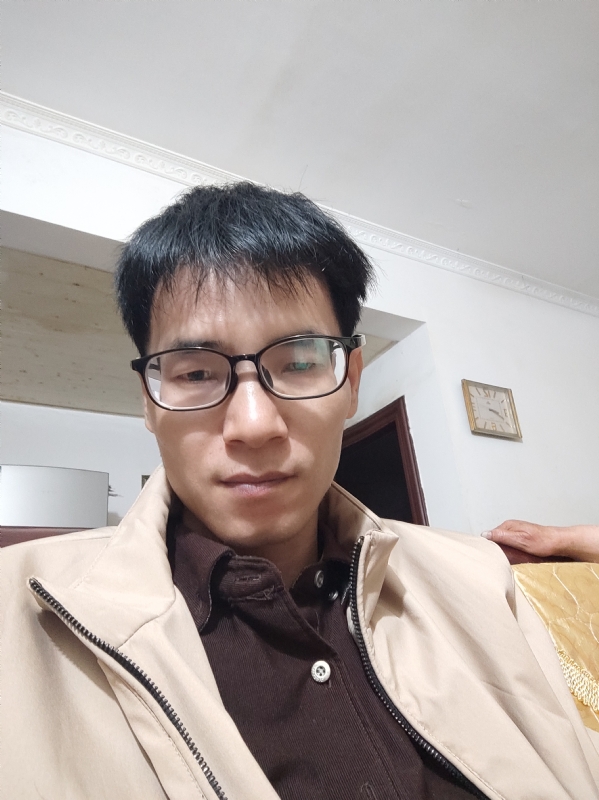 杨一凡的第一张照片--百色相亲服务中心