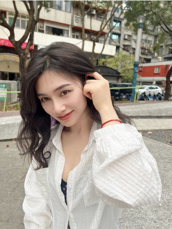 韵韵的第一张照片--百色相亲服务中心