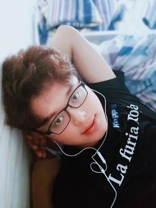 默铭芷的第一张照片--百色相亲服务中心