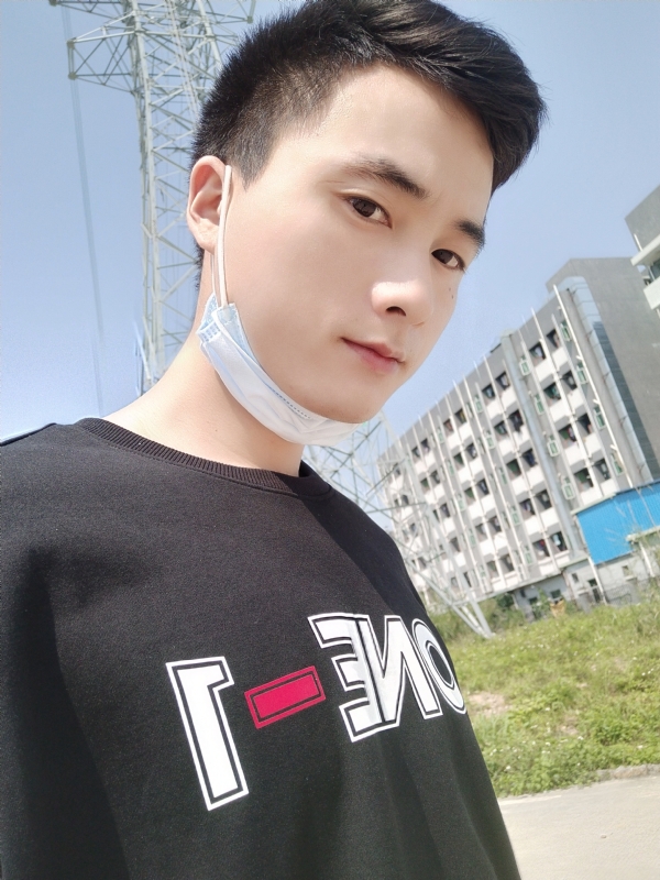 何凡的第一张照片--百色相亲服务中心