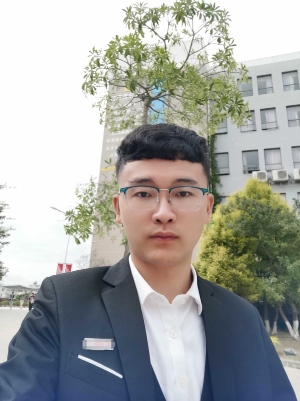 毓文的第一张照片--百色相亲服务中心