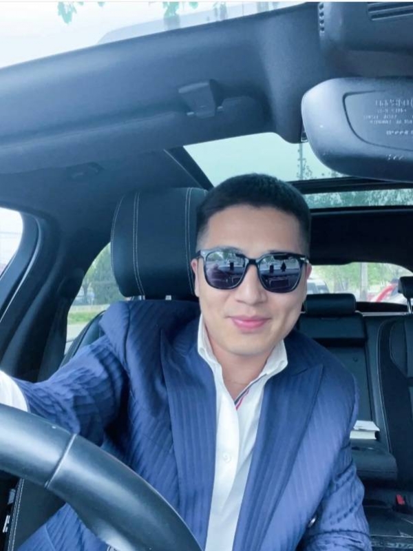 Andy的第一张照片--百色相亲服务中心