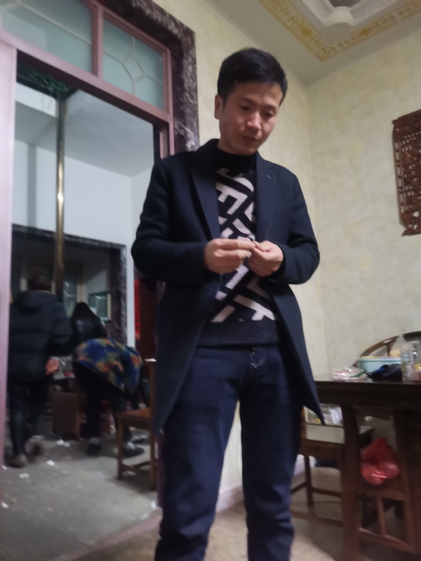寒夜的第一张照片--百色相亲服务中心