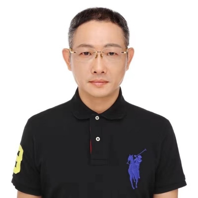 邱先森的第一张照片--百色相亲服务中心