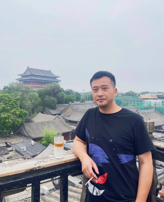 生而为人的第二张照片--百色相亲服务中心