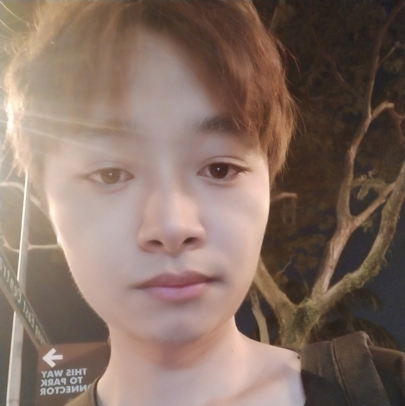 磊磊的第一张照片--百色相亲服务中心