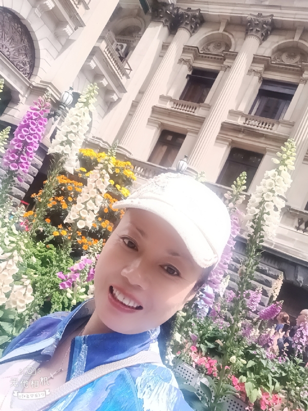 安娜的第一张照片--百色相亲服务中心