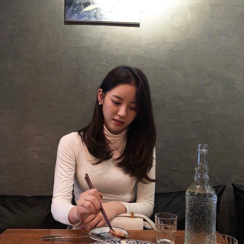 贵阳萧萧姐的第一张照片--百色相亲服务中心