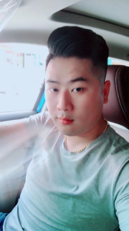 爱吃冰西瓜的猪的第一张照片--百色相亲服务中心