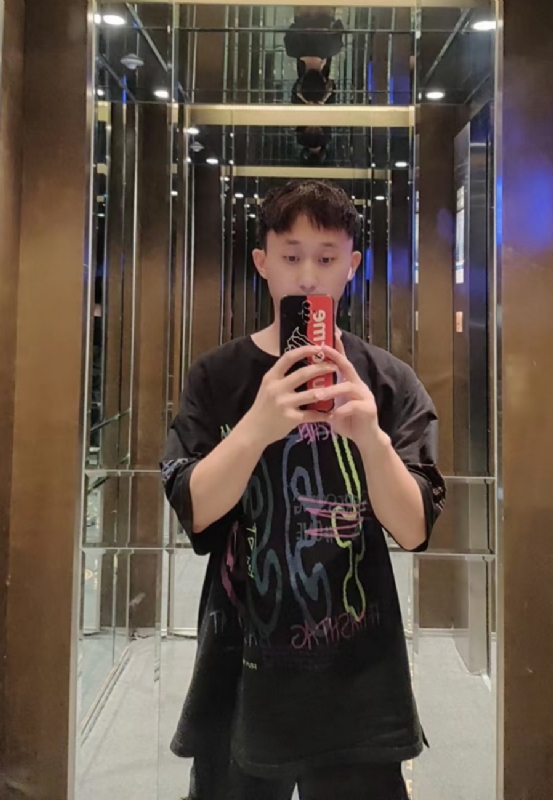 夏天的第一张照片--百色相亲服务中心