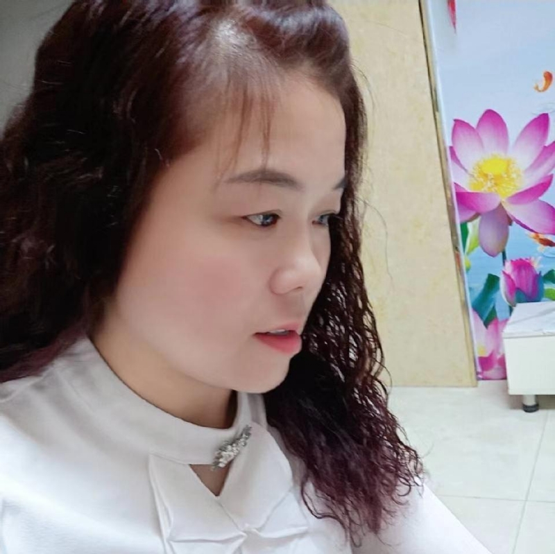 顾枸丽的第二张照片--百色相亲服务中心