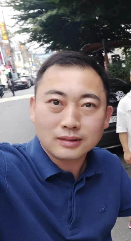 李龙的第二张照片--百色相亲服务中心