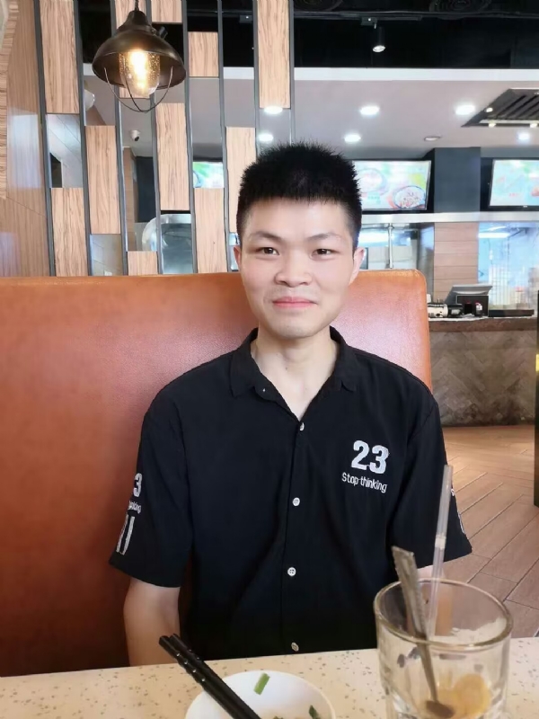 Mickey的第一张照片--百色相亲服务中心