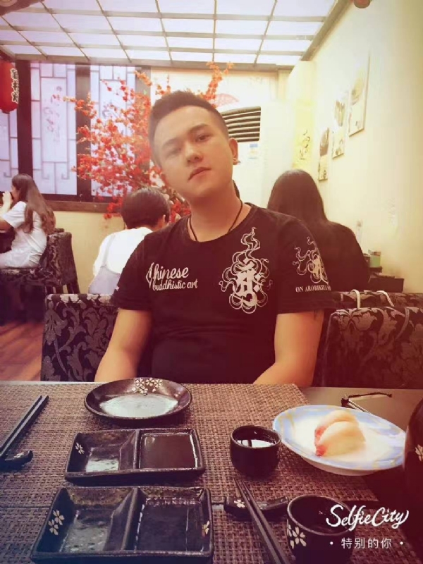 夏天的第四张照片--百色相亲服务中心