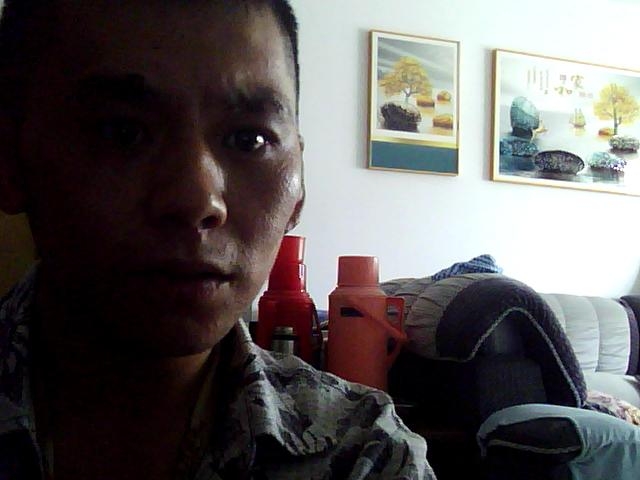 为爱而奋斗的第一张照片--百色相亲服务中心