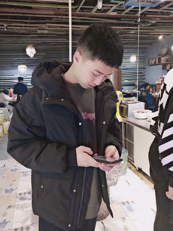 小赵的第一张照片--百色相亲服务中心