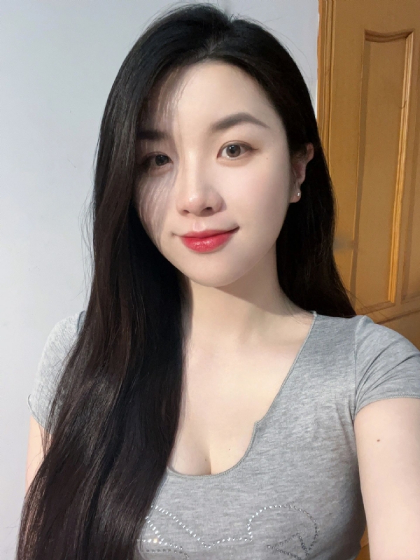 乔乔在寻爱的第二张照片--百色相亲服务中心