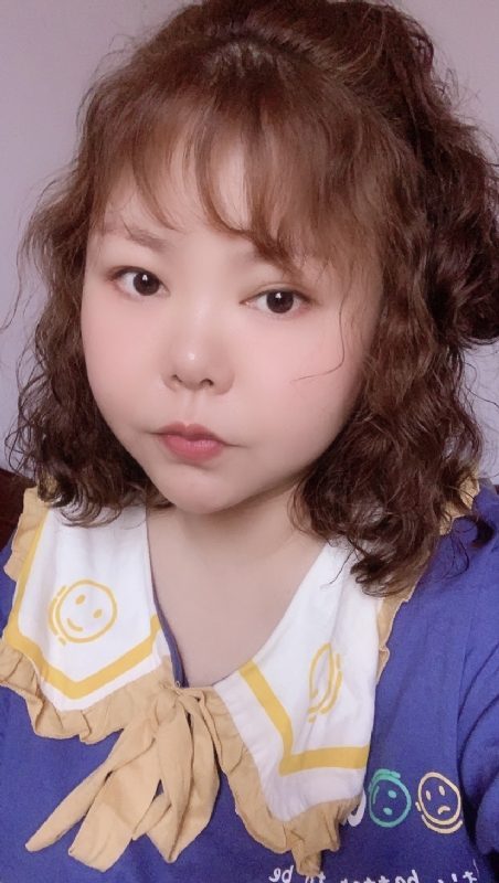 妞子的第一张照片--百色相亲服务中心