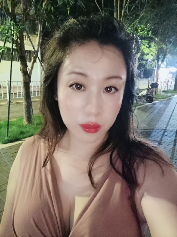 叶子青青的第二张照片--百色相亲服务中心