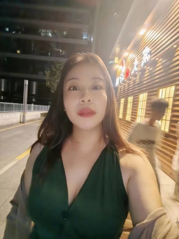 叶子青青的第四张照片--百色相亲服务中心