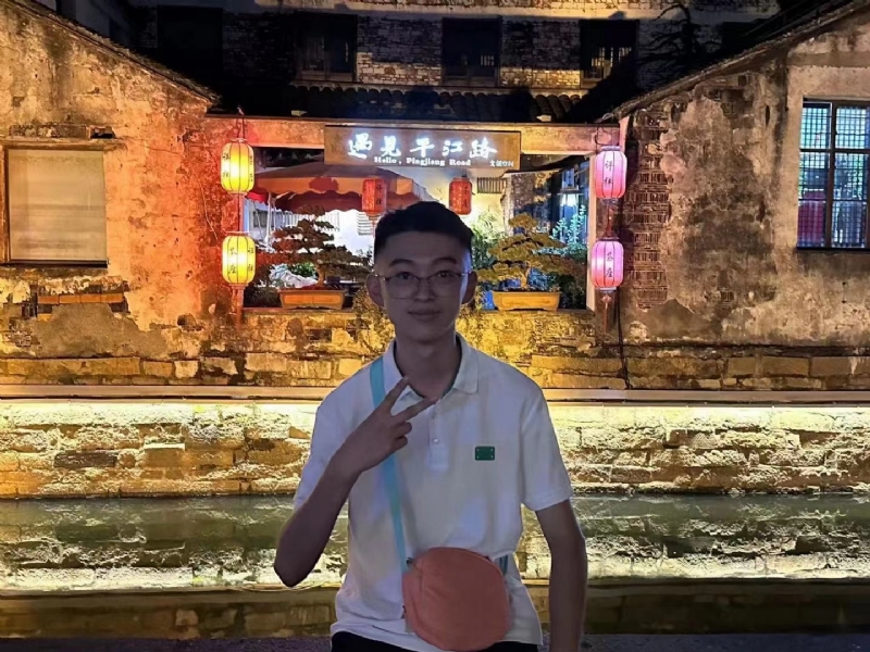 李四的第一张照片--百色相亲服务中心