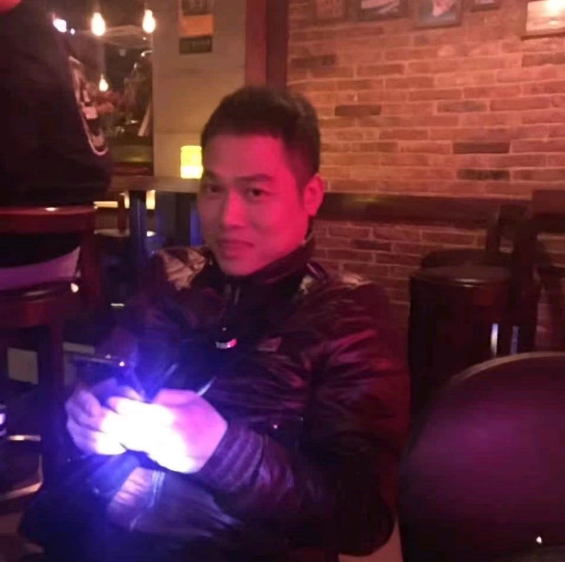 真谛的第一张照片--百色相亲服务中心