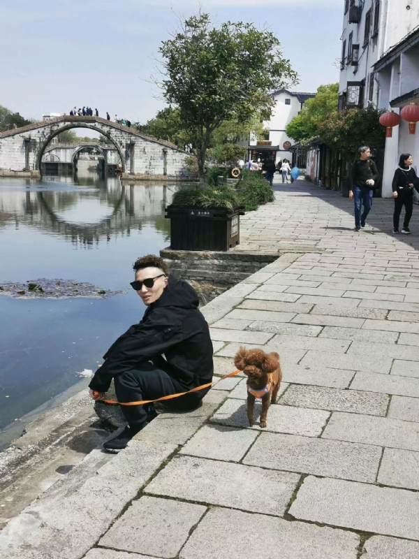 皮卡丘的第一张照片--百色相亲服务中心